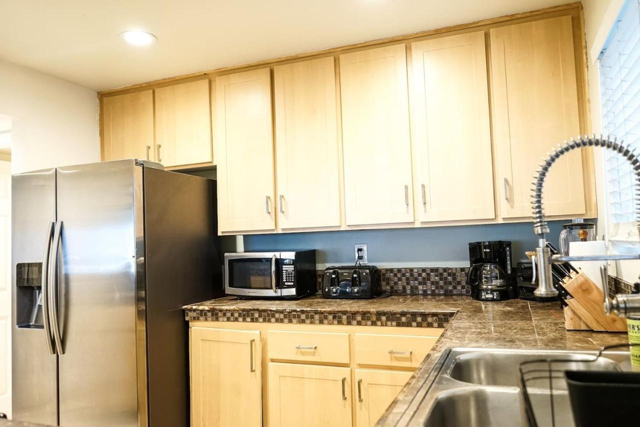 Newport Beach House 1 Blk To Beach And 25 Min To Disney المظهر الخارجي الصورة